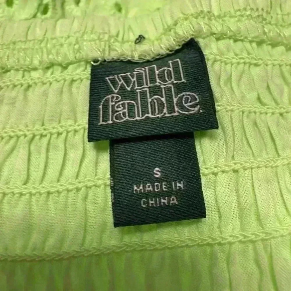 Womens Wild Fable crop top with v neck ruffle sleeves color is eager lemon Small - Picture 5 of 11